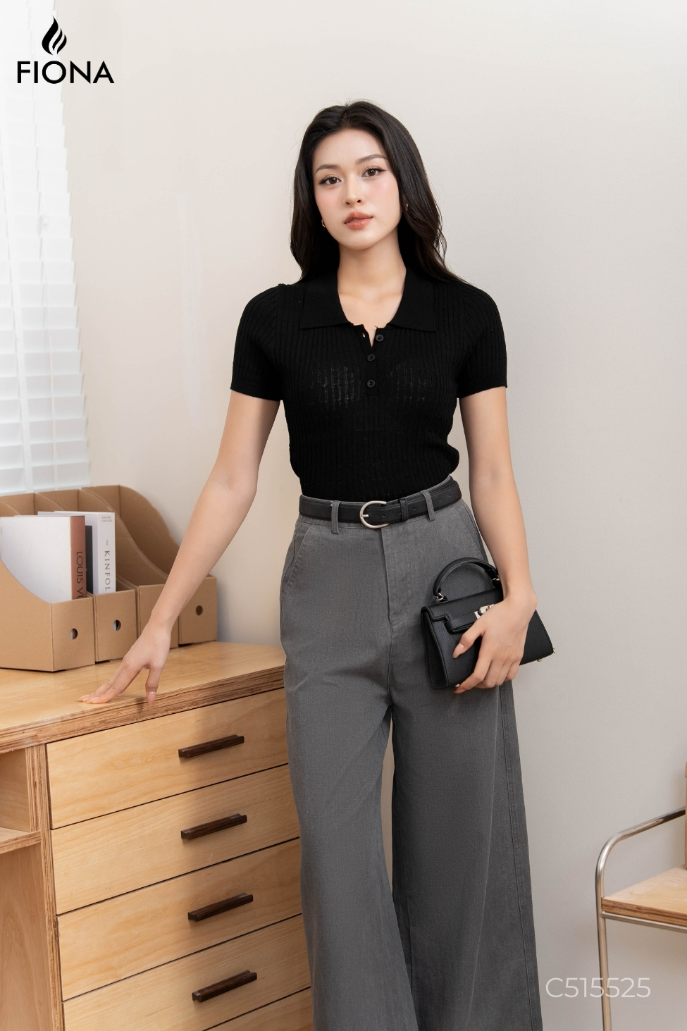 Áo len nữ chất viscose dáng ôm, cổ không chân, tay ngắn, Freesize