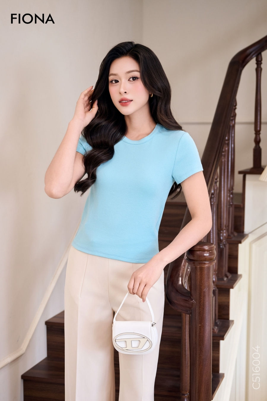 Áo cotton freesize dáng ôm classic, cổ tròn, tay ngắn