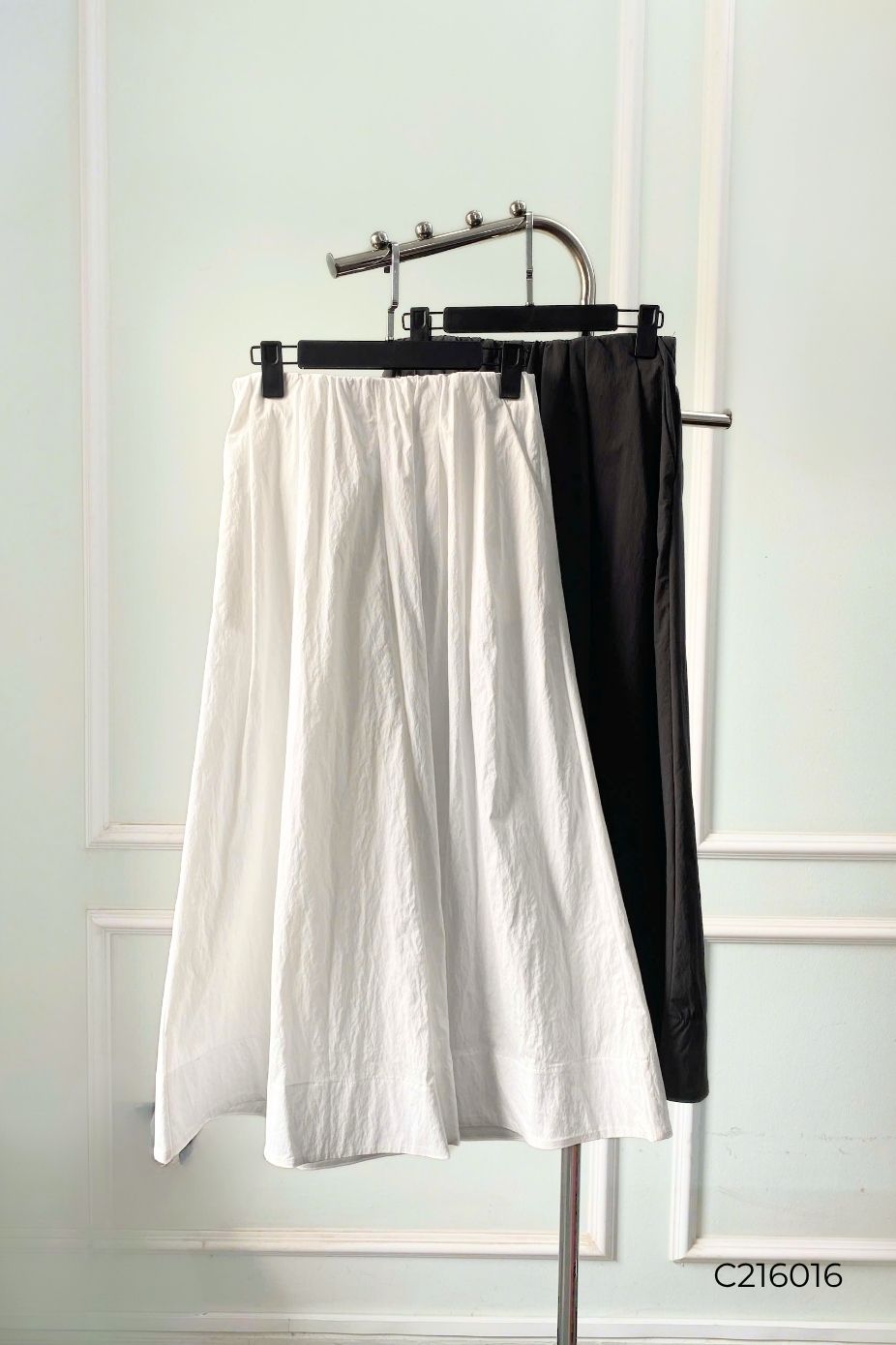 Quần culottes dáng lửng, cạp chun