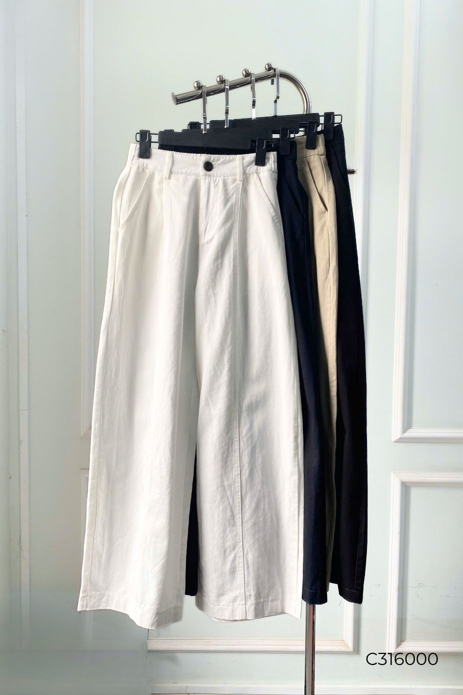 Quần kaki dáng suông, cạp chun sau, ly xếp