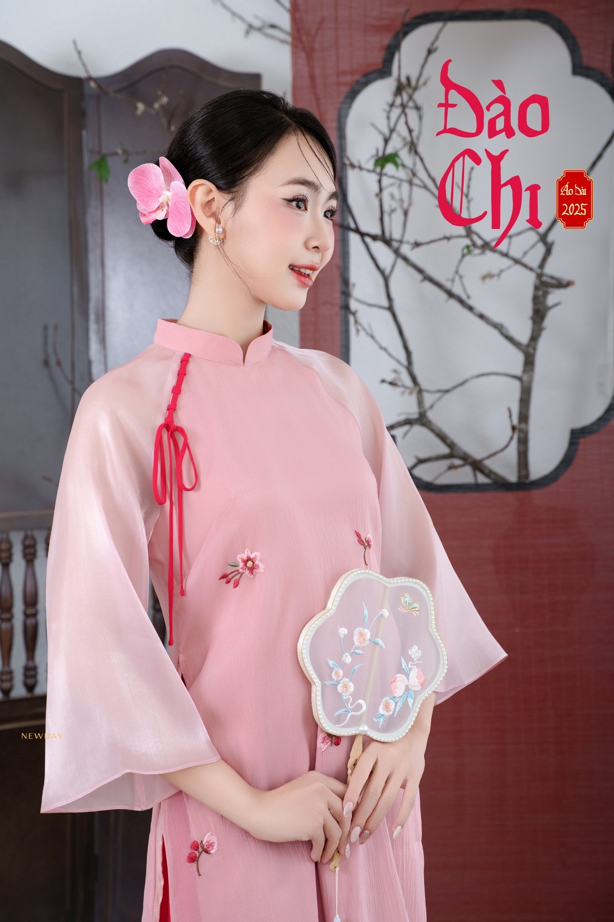 ÁO DÀI ORGANZA PHỐI HOA THÊU ĐÀO CHI