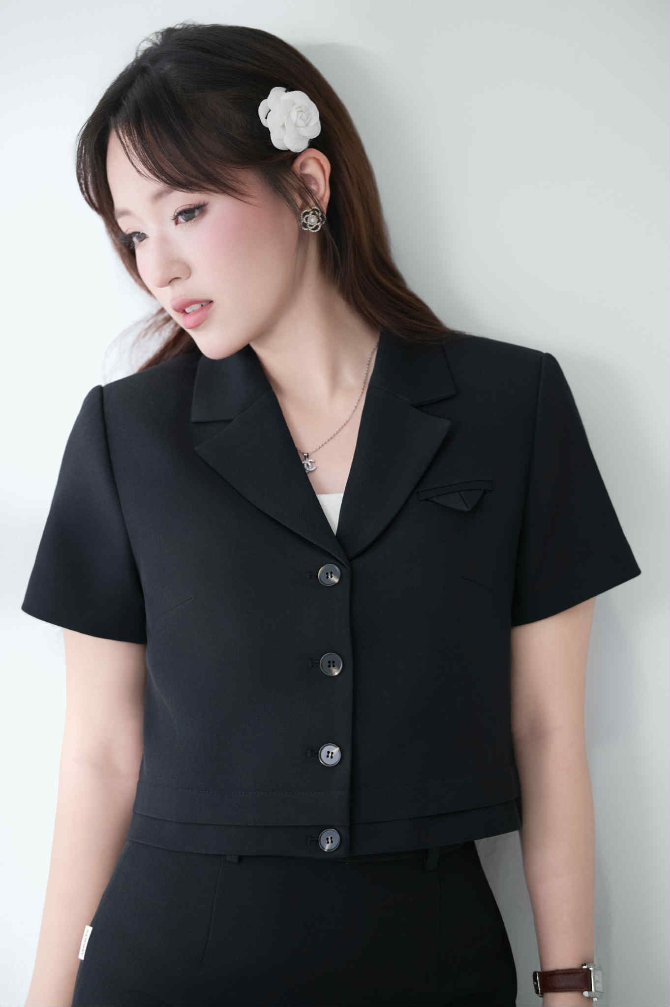 ÁO VEST NGẮN CỘC TAY 4 CÚC BLISS