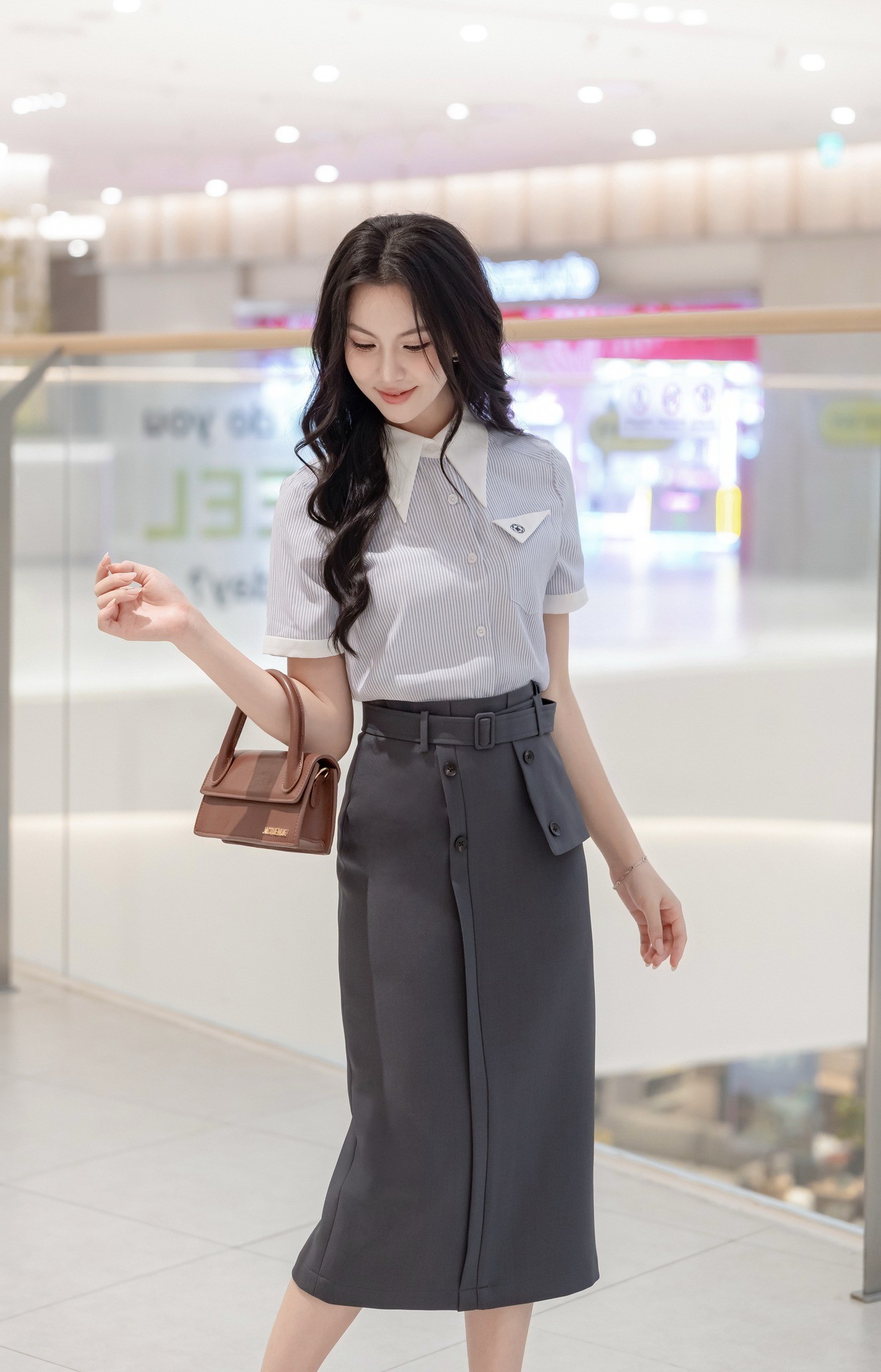 CHÂN VÁY PHỐI VẠT KÈM ĐAI LIOR