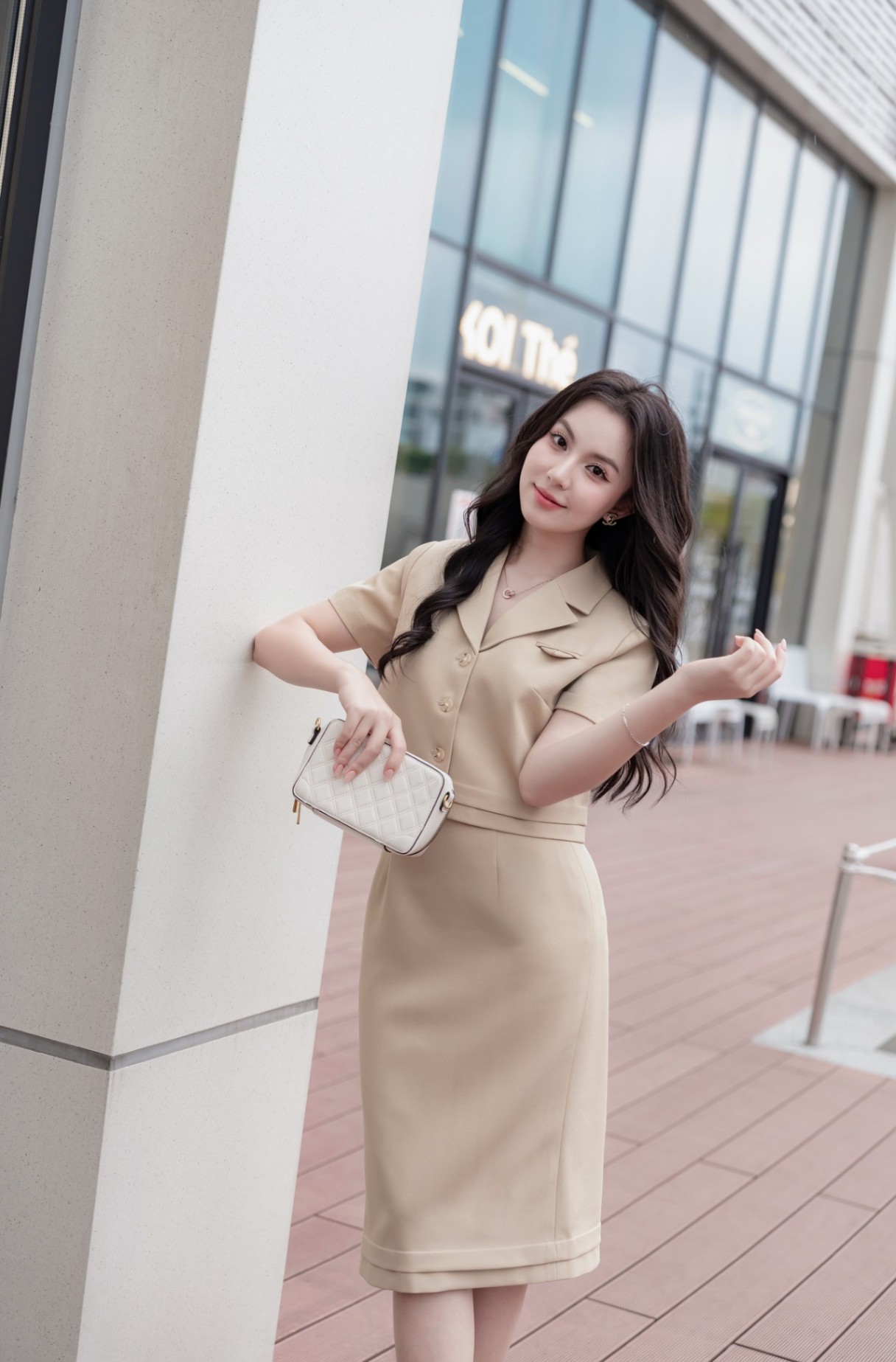 ÁO VEST NGẮN CỘC TAY 4 CÚC BLISS