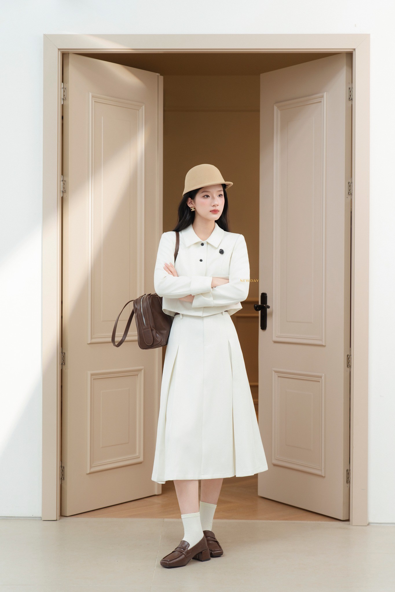 ÁO VEST DÁNG LỬNG CỔ ĐỨC LECIE