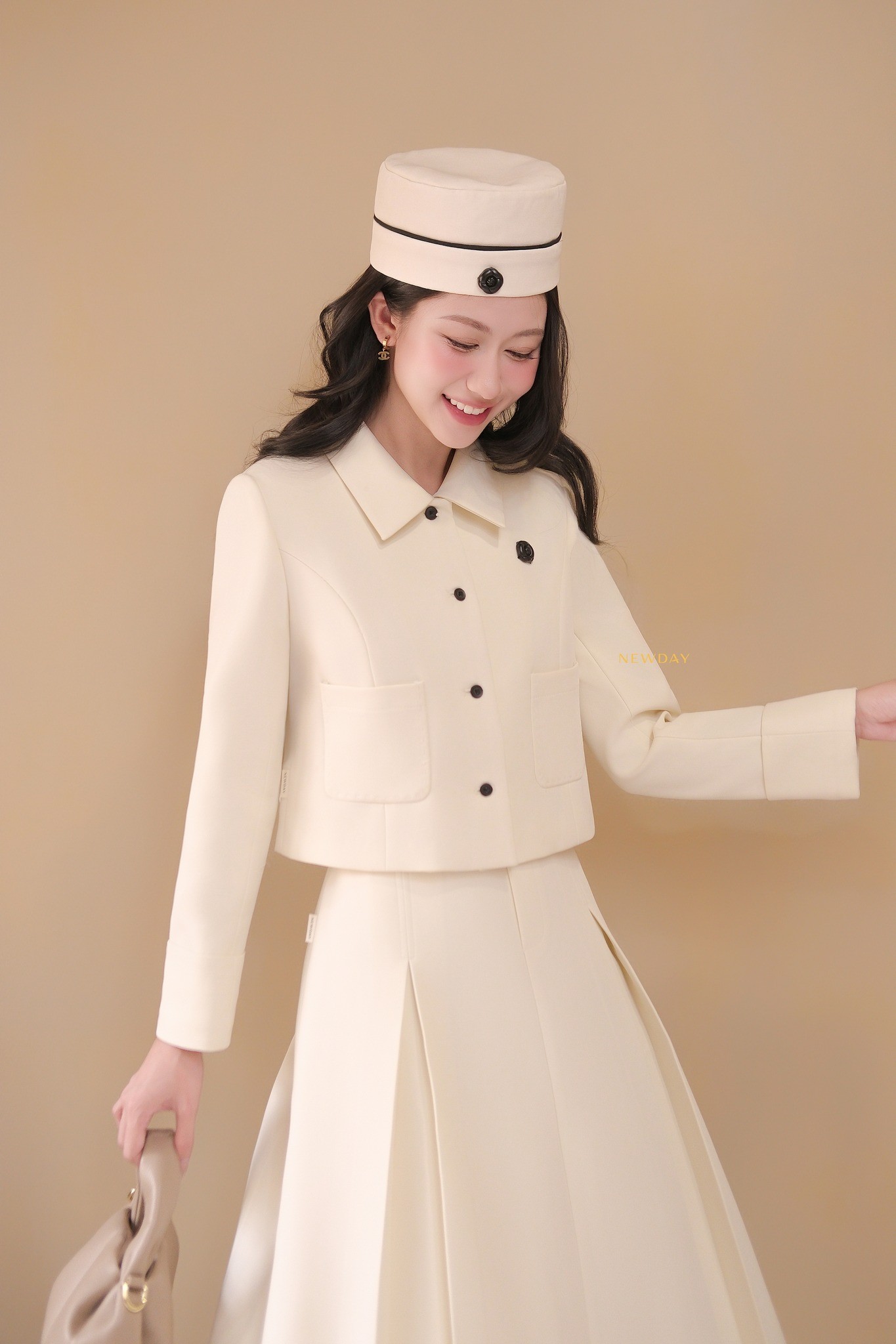 ÁO VEST DÁNG LỬNG CỔ ĐỨC LECIE