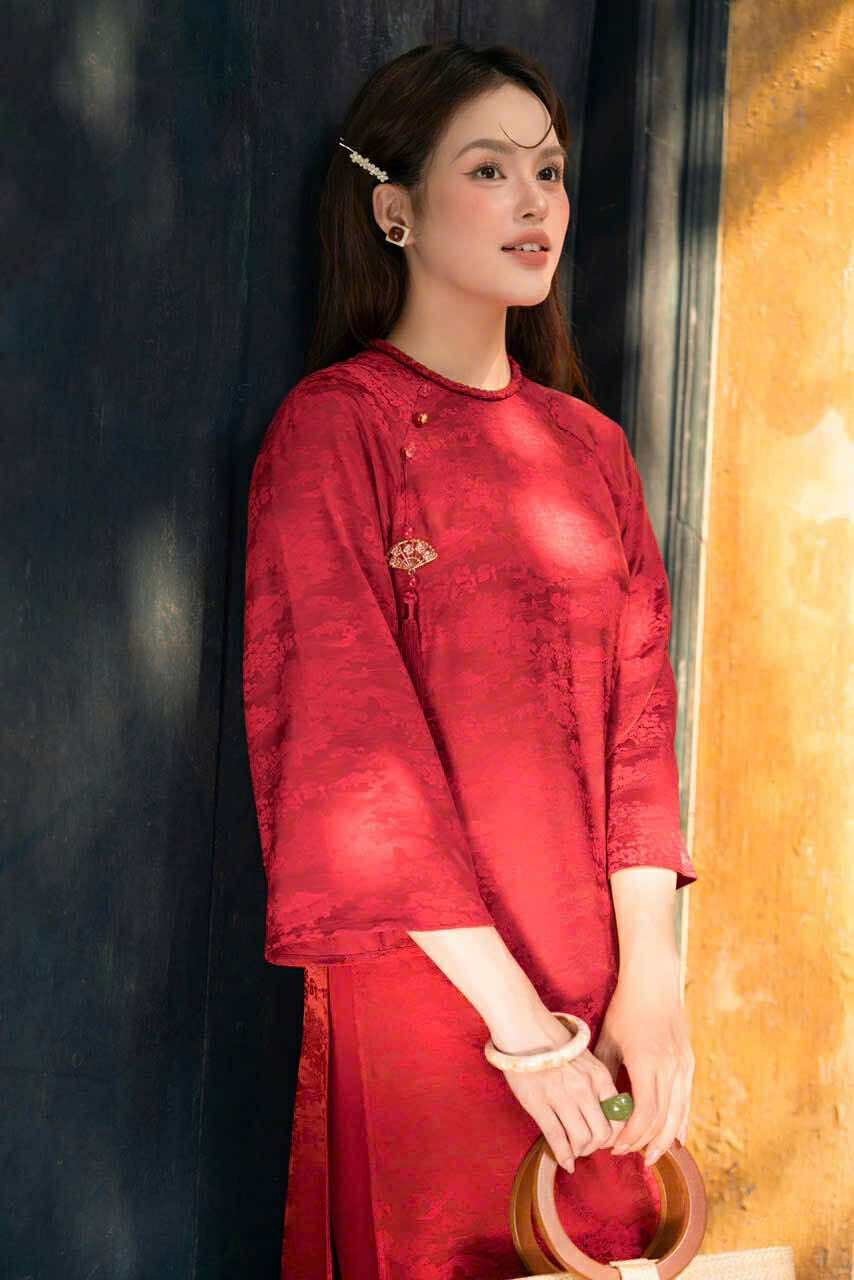 ÁO DÀI LỤA CỔ TRÒN HỒNG VÂN