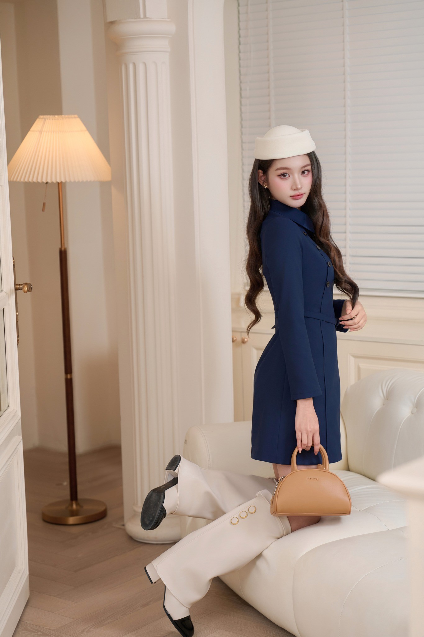 ĐẦM KAKI CỔ ĐỨC KÈM ĐAI KAIA