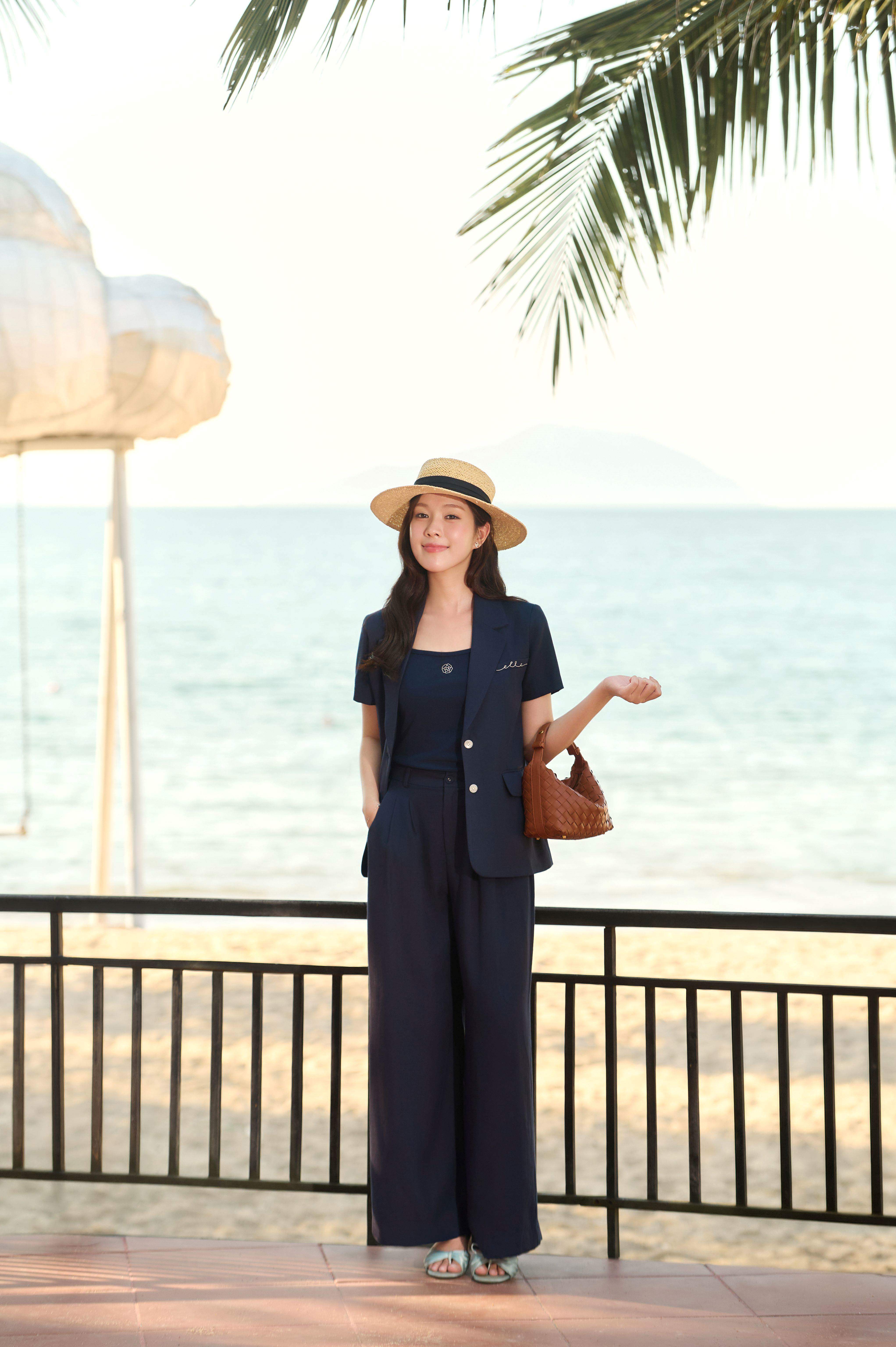ÁO VEST TAY NGẮN THÊU TÚI NGỰC RIKA