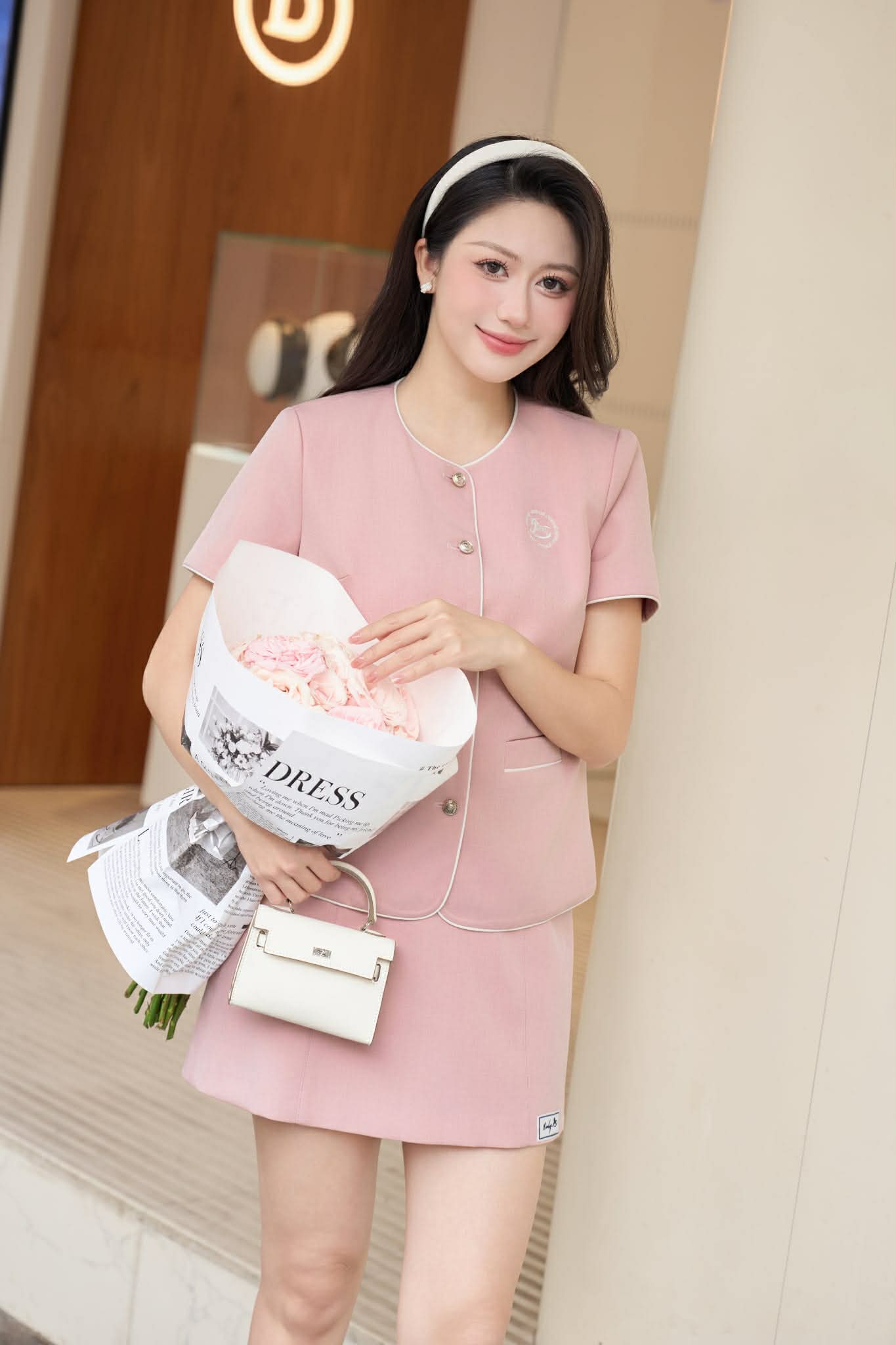 CHÂN VÁY CHỮ A THÊU HỌA TIẾT SELINA