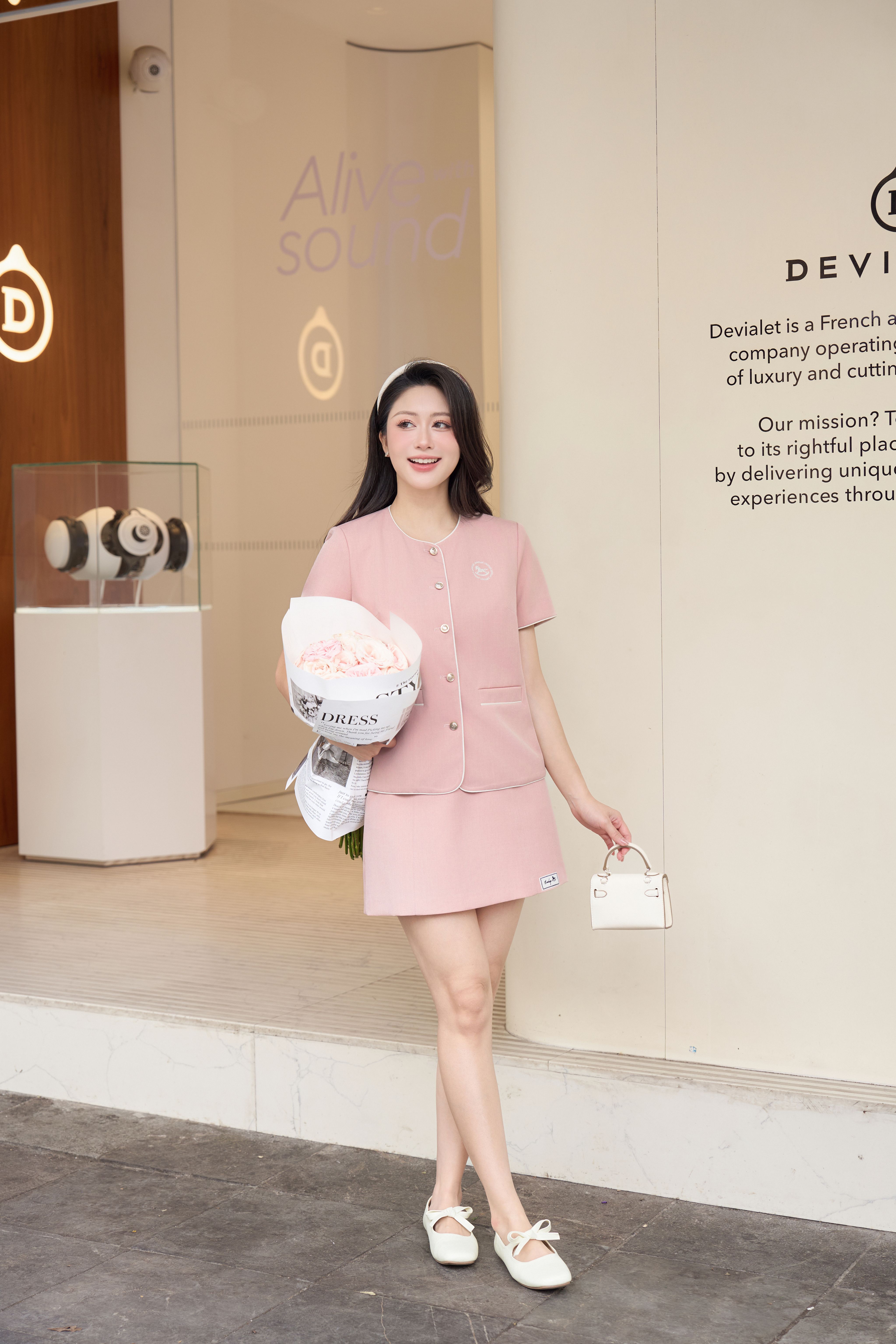 CHÂN VÁY CHỮ A THÊU HỌA TIẾT SELINA