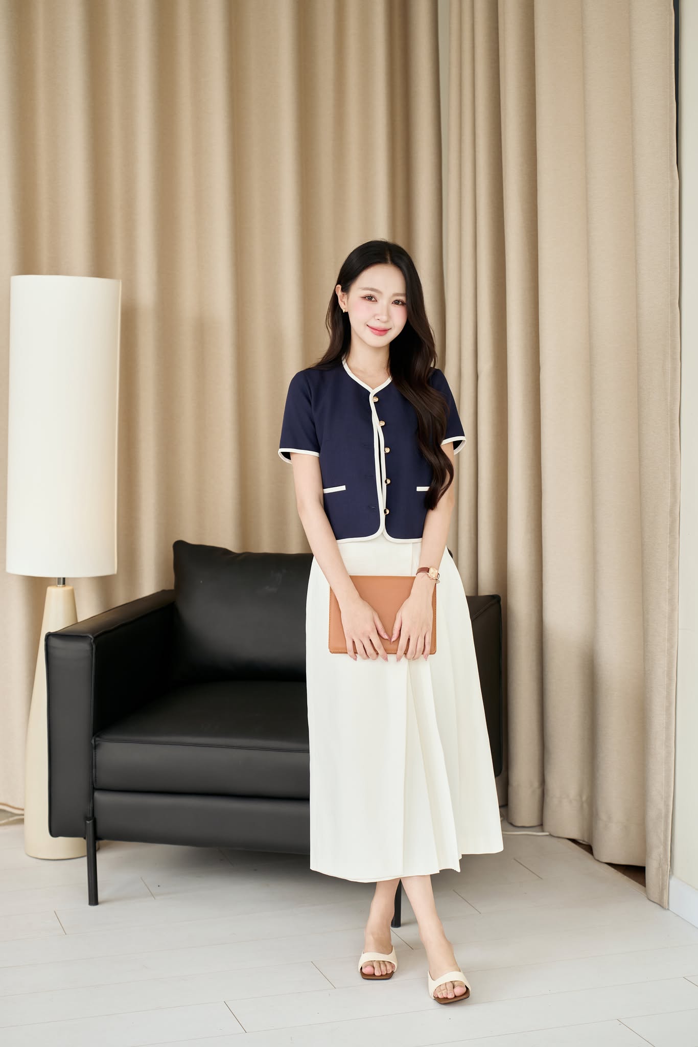 CHÂN VÁY XẾP LY VẠT CHÉO TASHI