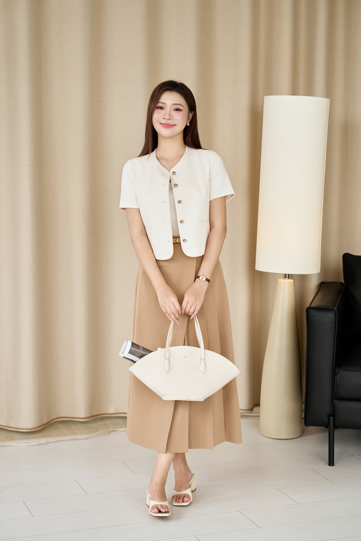 CHÂN VÁY XẾP LY VẠT CHÉO TASHI