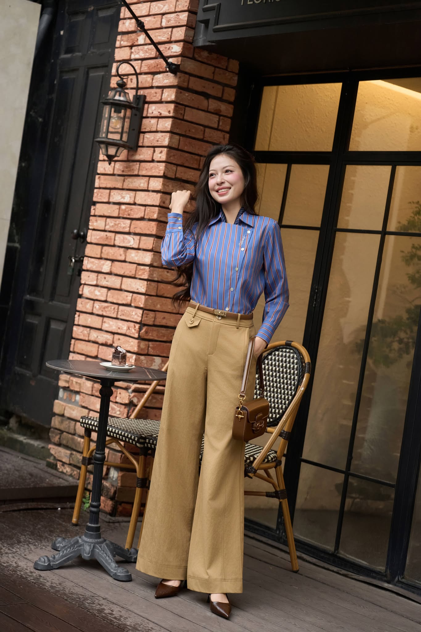 QUẦN DÀI SUÔNG PHỐI NẮP TÚI WONI