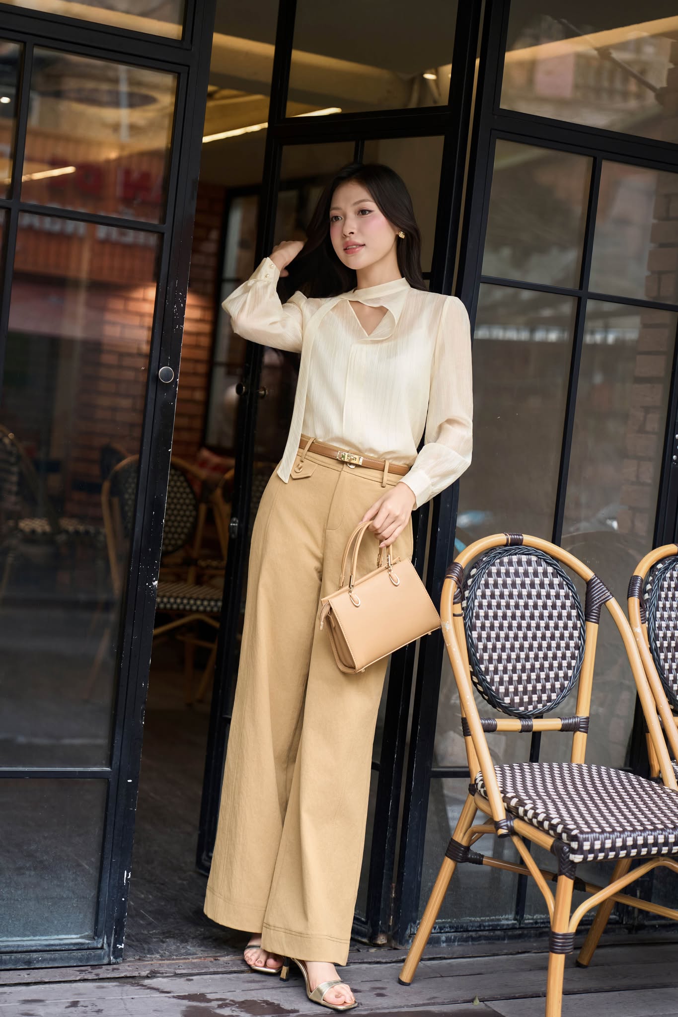 QUẦN DÀI SUÔNG PHỐI NẮP TÚI WONI