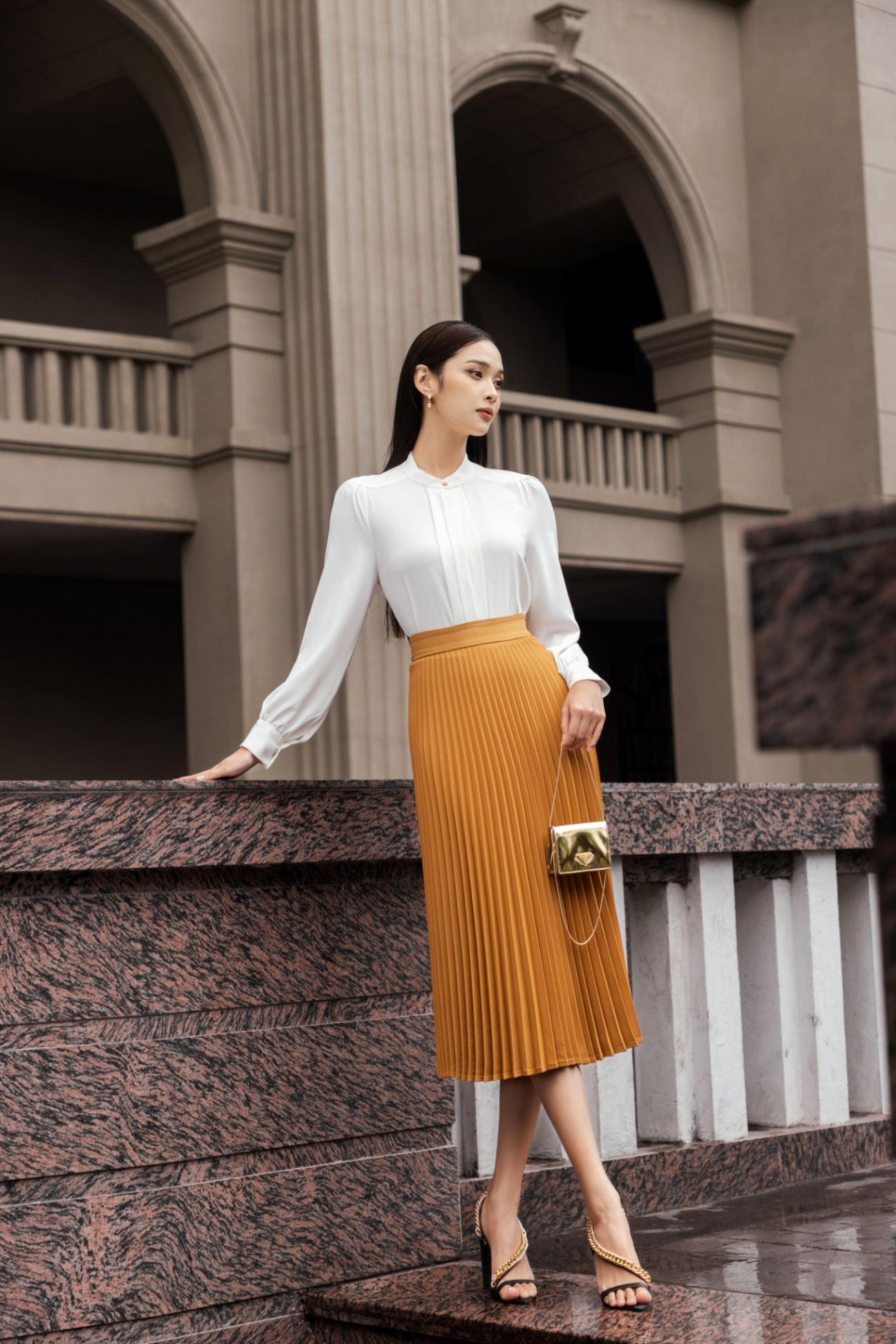 ÁO SM CỔ TÀU XẾP LY NẸP