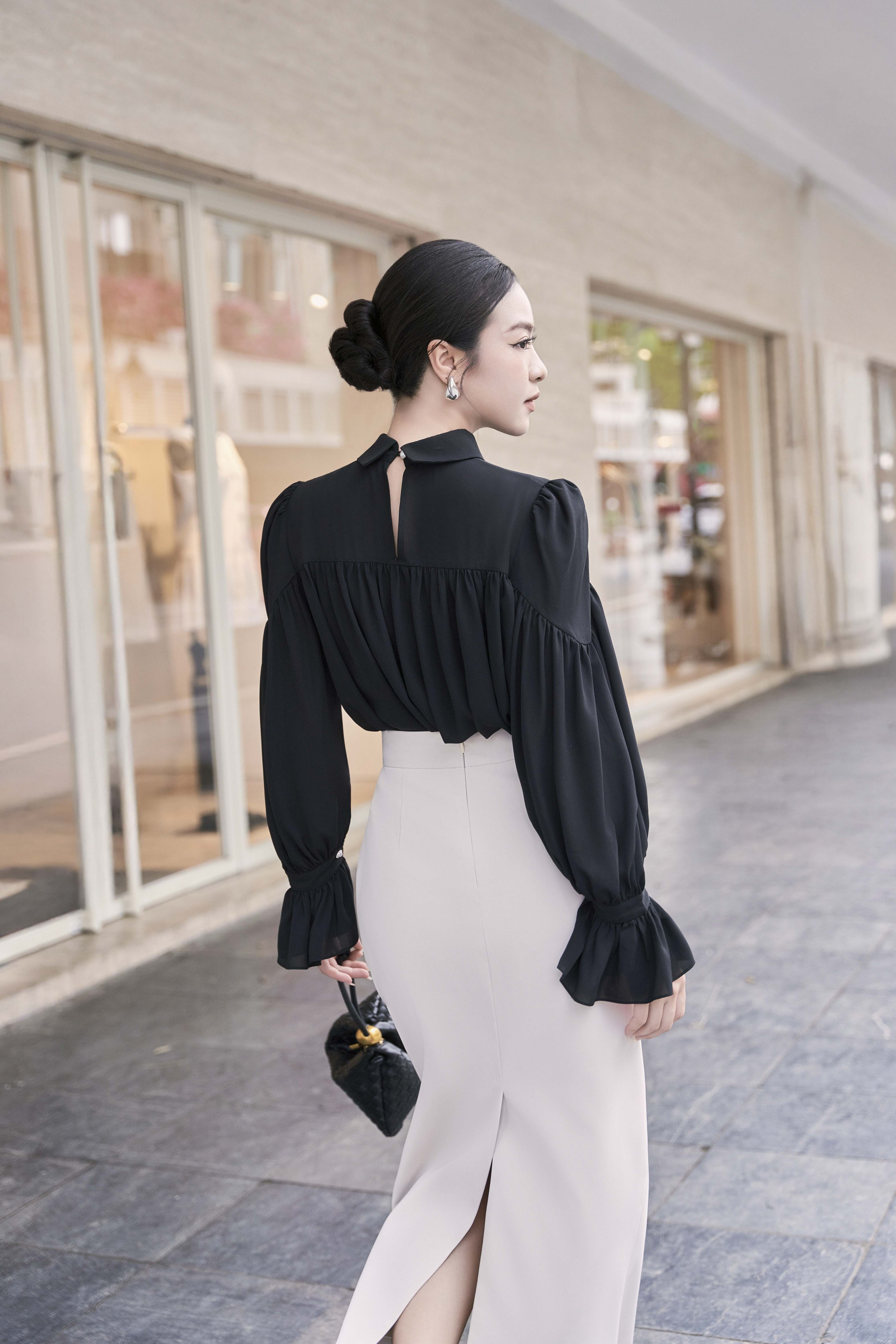 ÁO SƠ MI CỔ ĐỨC CAN CẦU NGỰC NHÚN XÒE