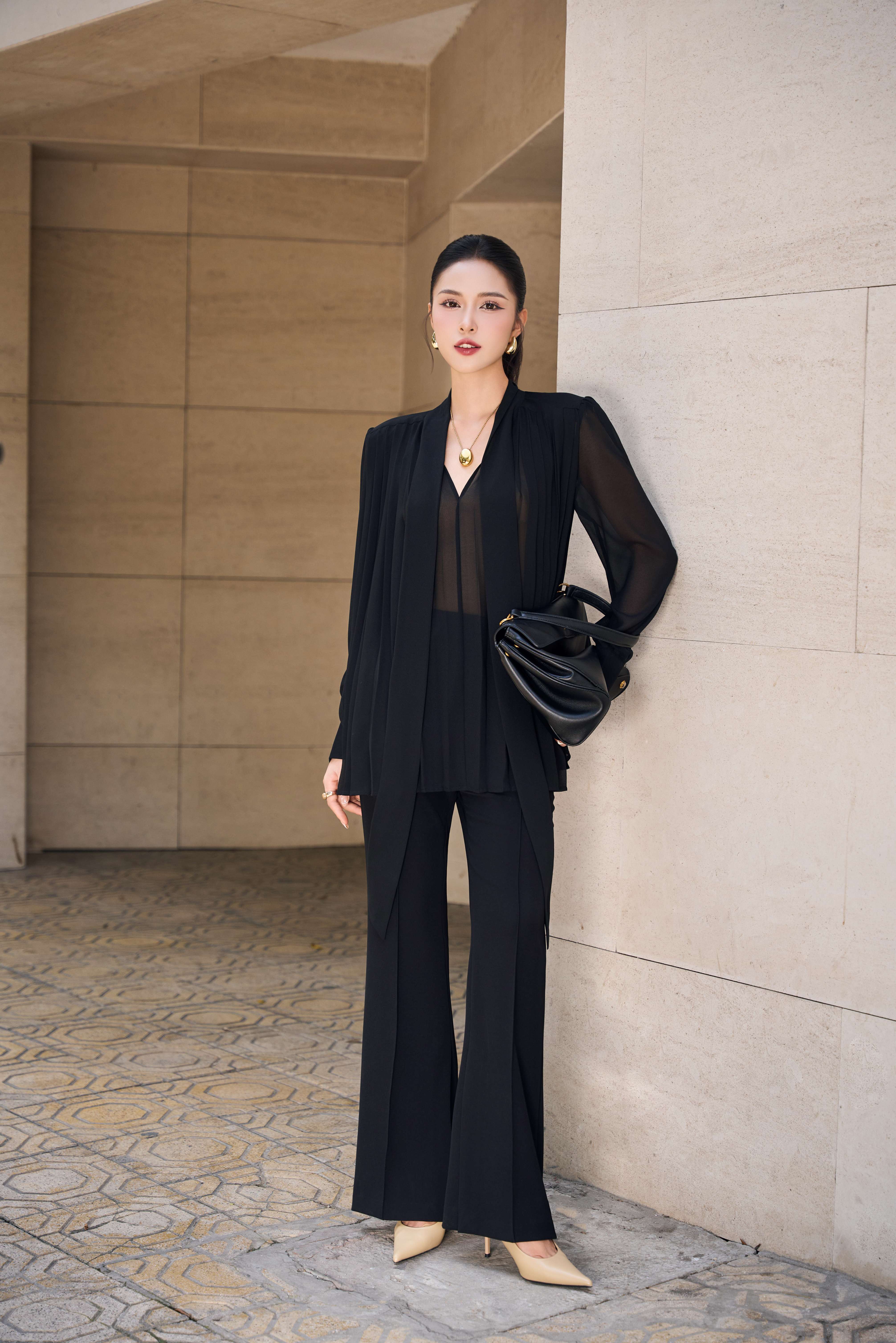 ÁO SƠ MI XẾP LY CỔ VẠT