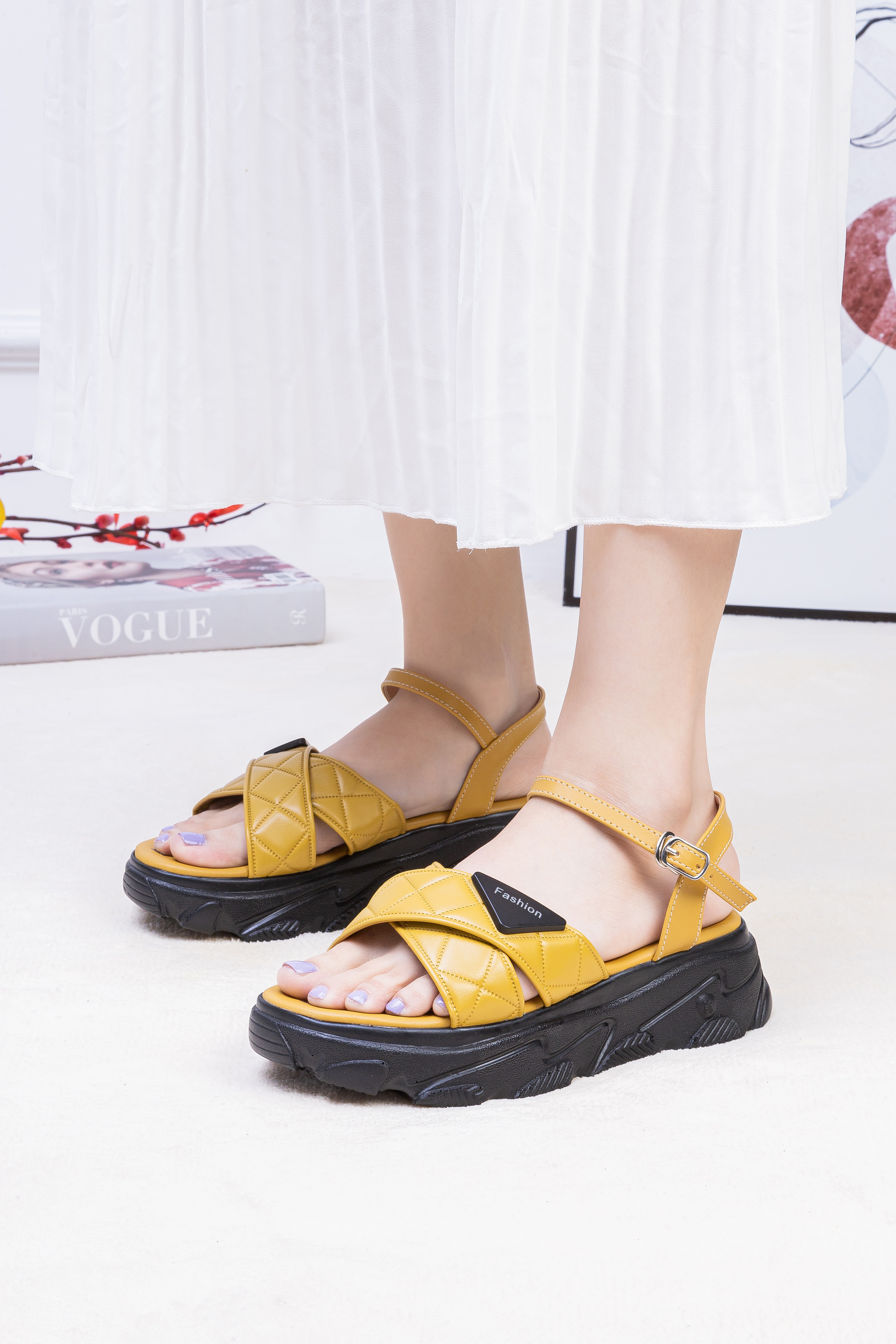 Giày Sandal Xuồng 5cm Quai Chéo H041