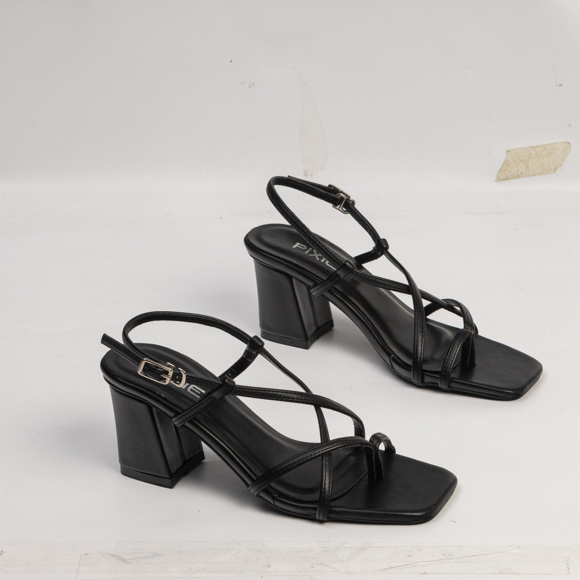 Giày Sandal Cao Gót 6cm Xỏ Ngón E147