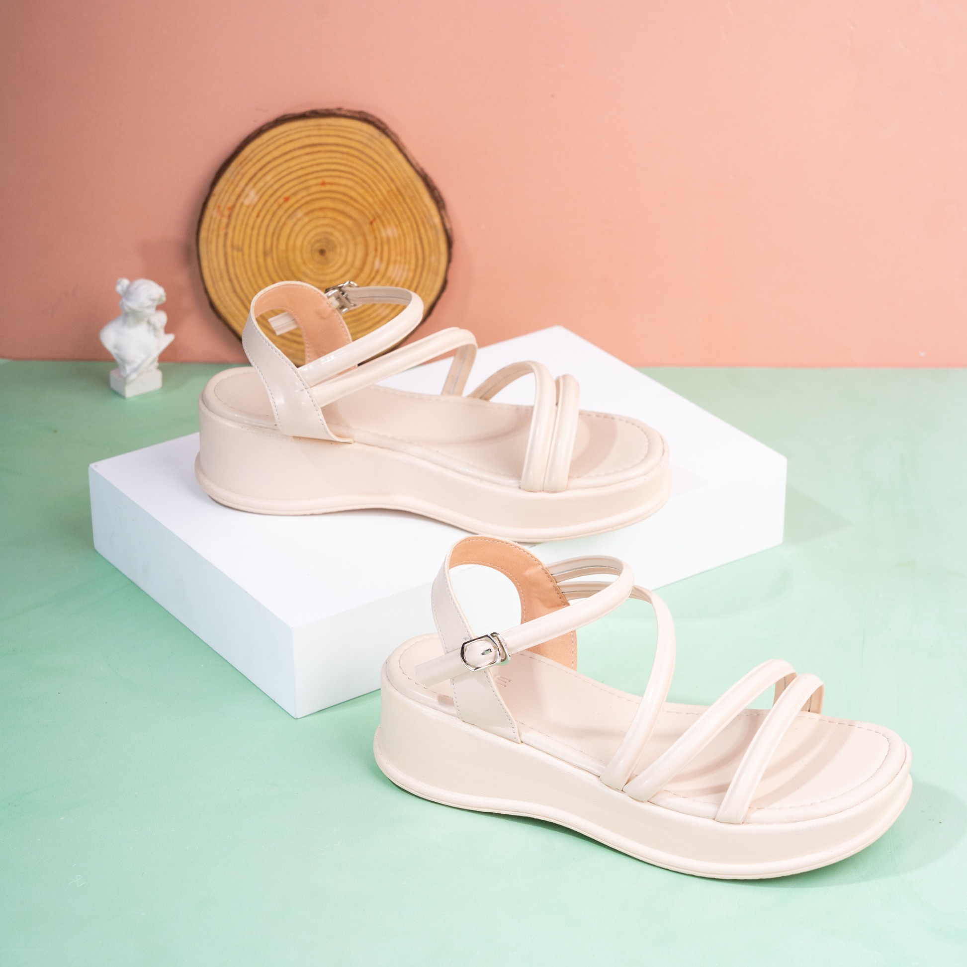 Giày Sandal Đế Xuồng 5cm Quai Mảnh H307 - Pixie