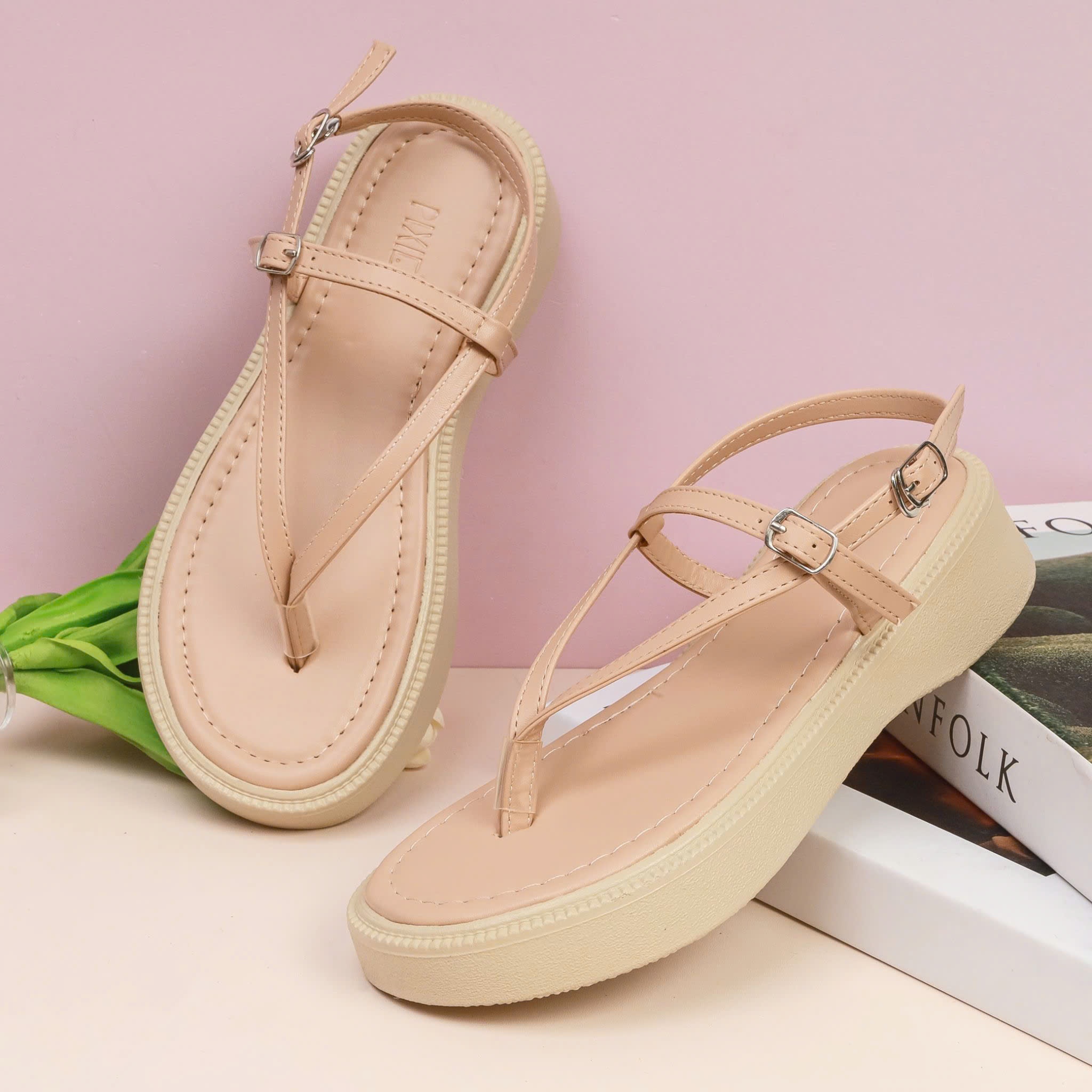 Giày Sandal Đế Xuồng 4cm Xỏ Ngón E141