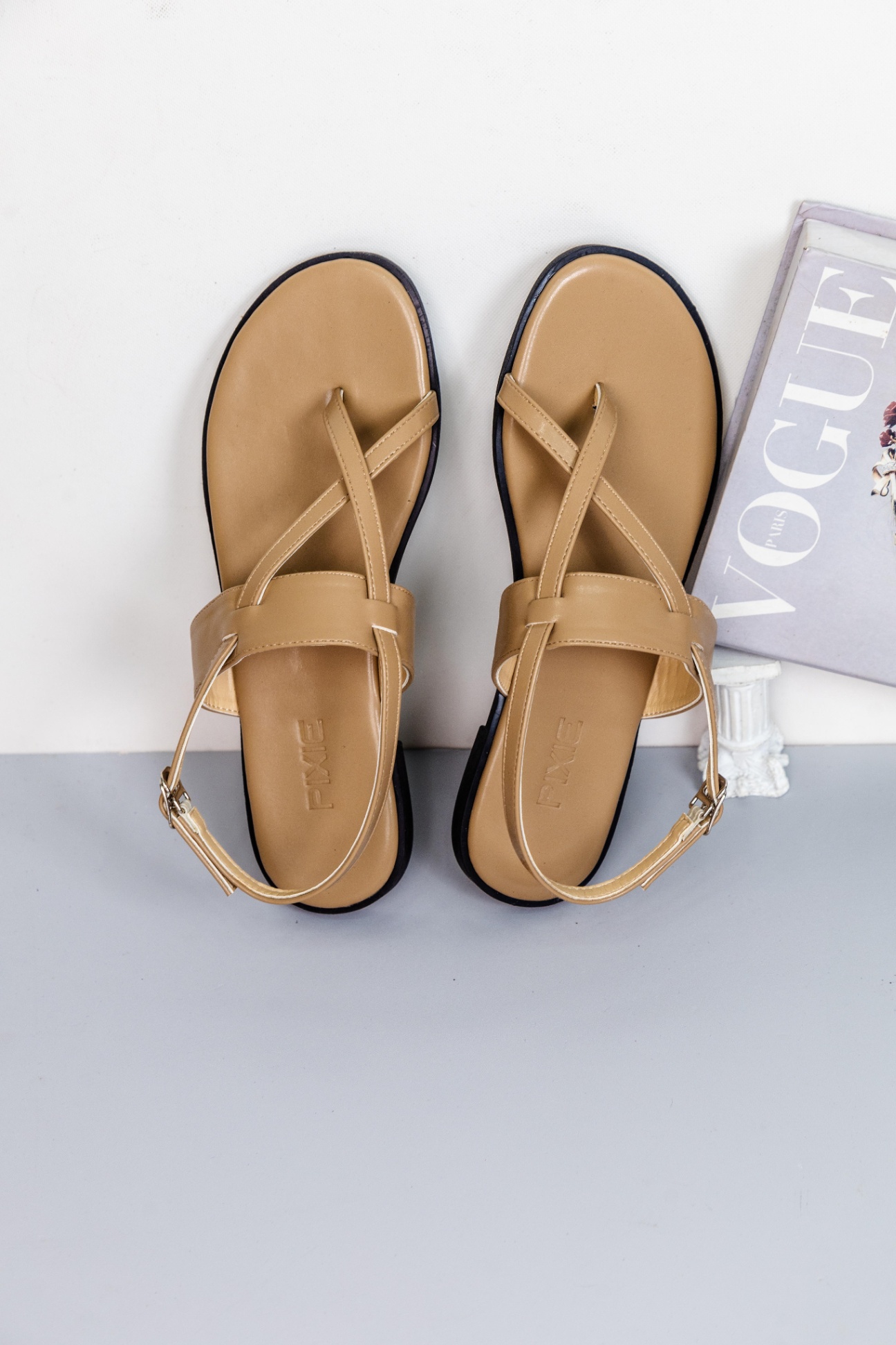 Giày Sandal Bệt Xỏ Ngón H343