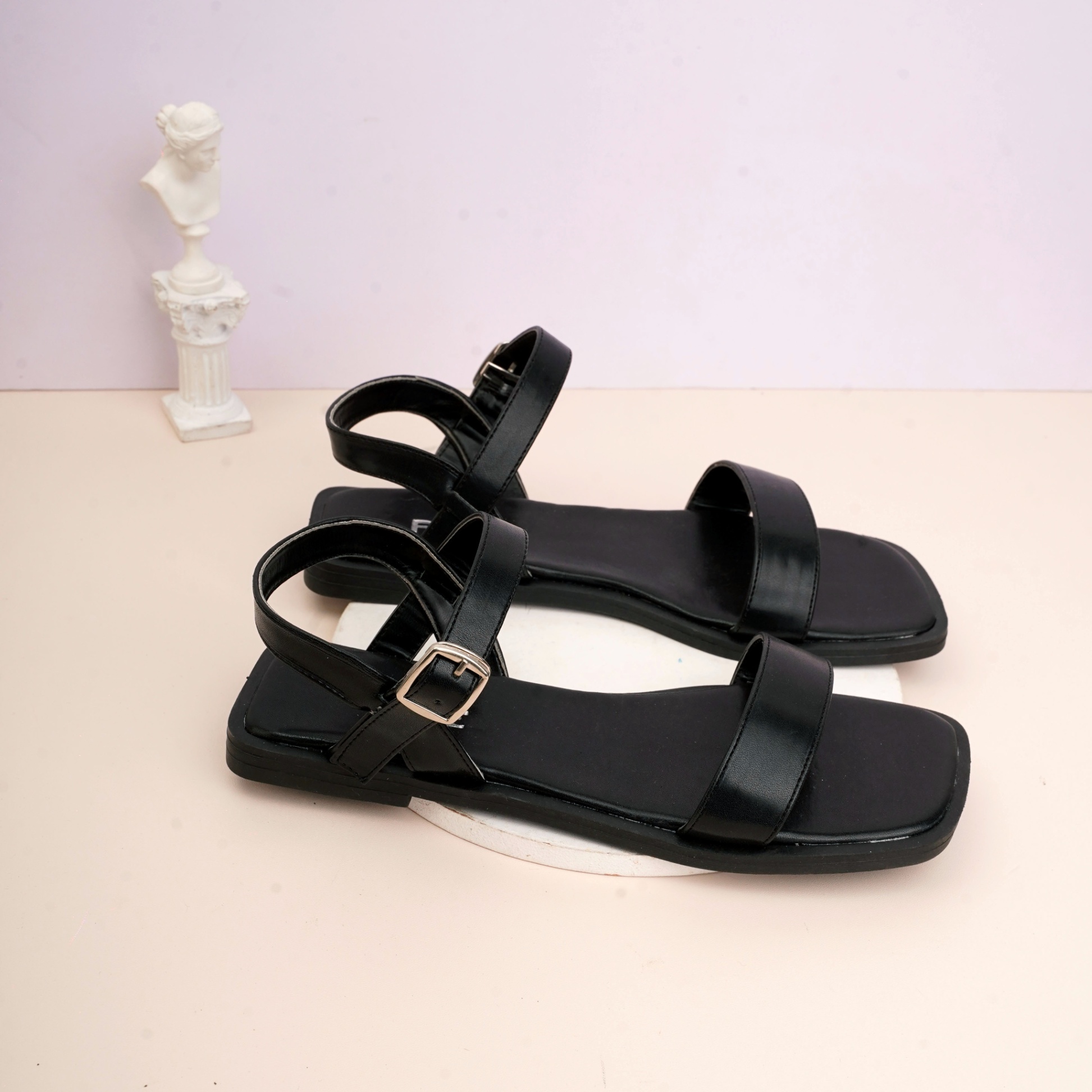 Giày Sandal Đế Bệt Quai Ngang Trơn H329