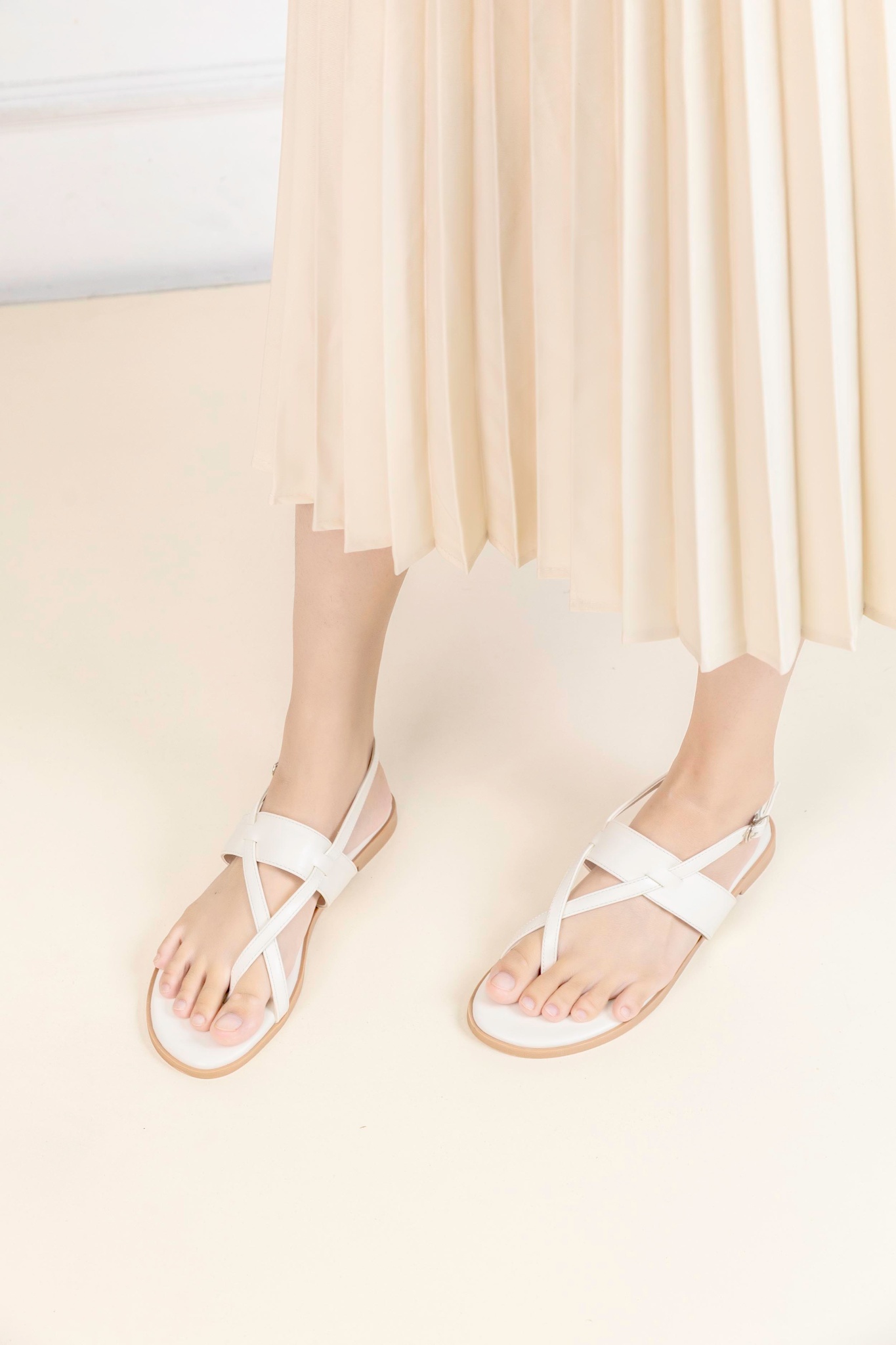 Giày Sandal Bệt Xỏ Ngón H343