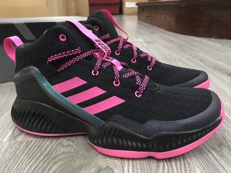 Giày bóng rổ Adidas