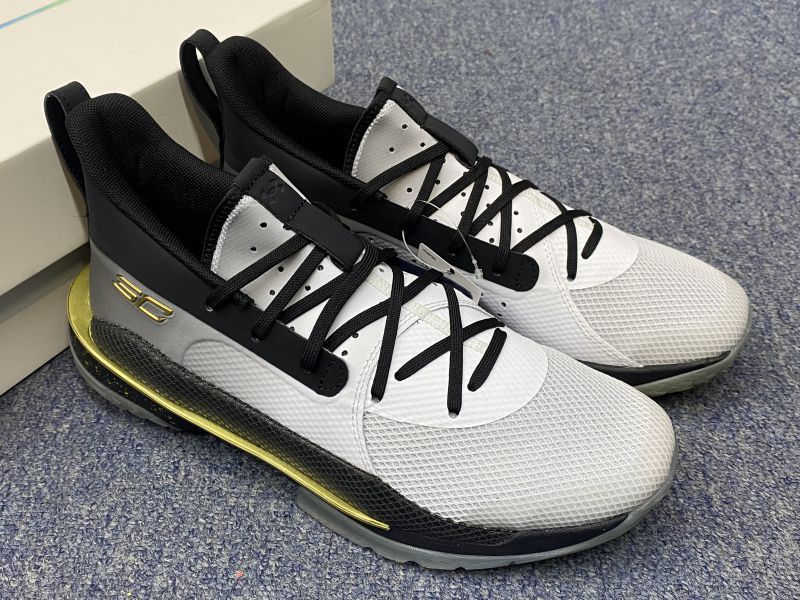 Giày bóng rổ chính hãng Under Armour Curry 7/ 3023300-104