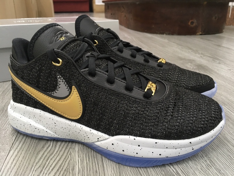 Giày bóng rổ chính hãng Nike LeBron 20 'Black Metallic Gold' (GS)/ DQ8651-003/ LeBron James