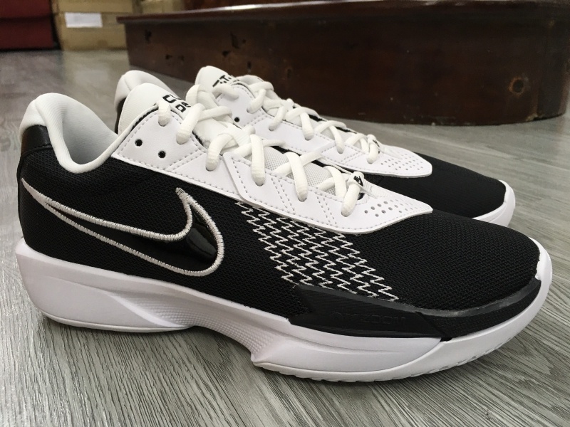 Giày bóng rổ chính hãng Nike GT Cut Academy “Black White” FB2598-003