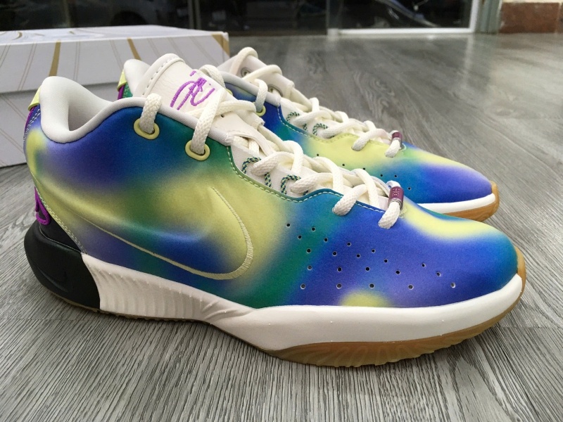 Giày bóng rổ chính hãng Nike LeBron 21 (GS) 'Multi-Color' FN4305-900/ LeBron James