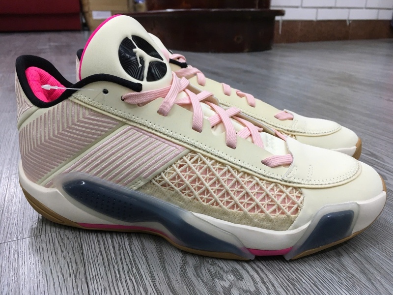 Giày bóng rổ chính hãng Nike Air Jordan 38 Low 'Coconut' FD2325-100/ Michael Jordan