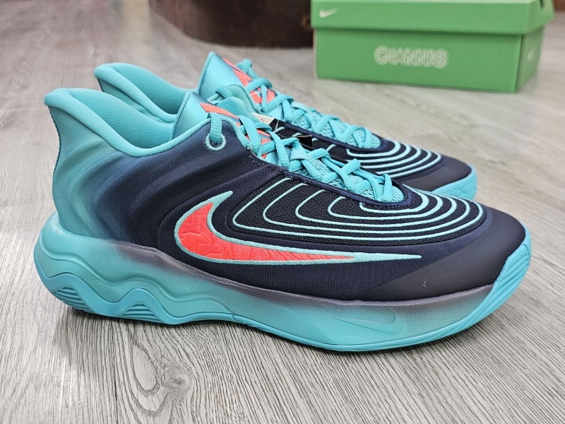 GIANNIS IMMORTALITY 4EP 302カラー - メルカリ 【お年玉価格】GIANNIS