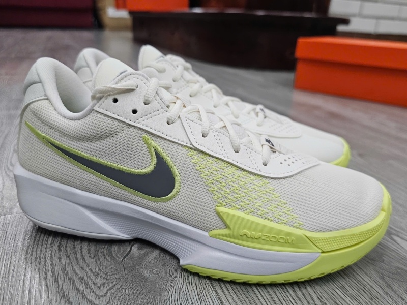 Giày bóng rổ chính hãng Nike GT Cut Academy ''Sail Light Lemon Twist' FB2598-106