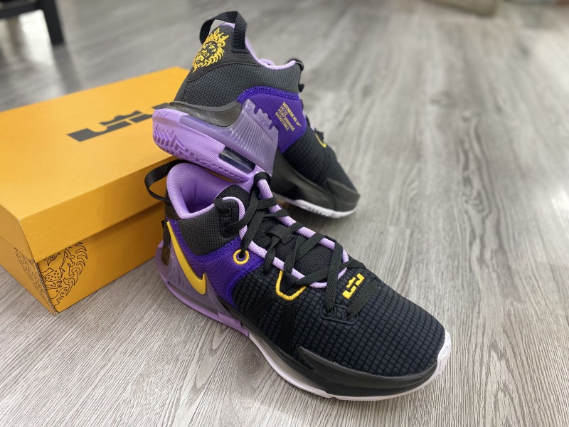 Giày bóng rổ chính hãng Nike LeBron Witness 7