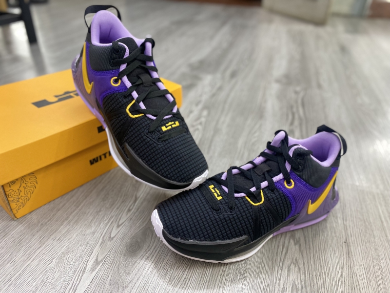 Giày bóng rổ chính hãng Nike LeBron Witness 7