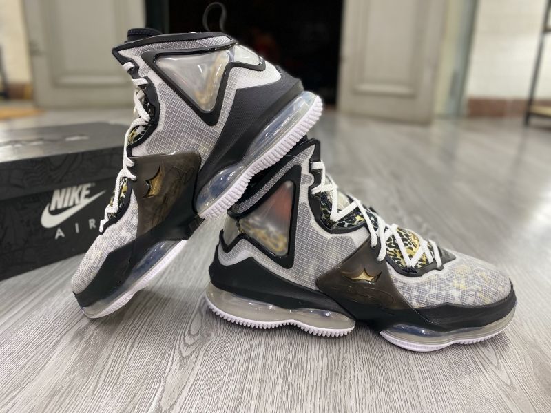 Giày bóng rổ chính hãng Nike LeBron 19