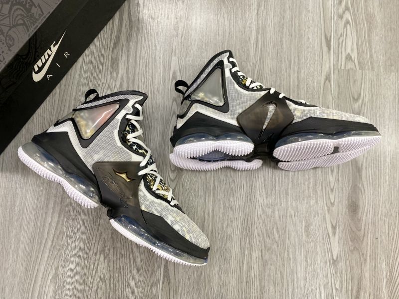 Giày bóng rổ chính hãng Nike LeBron 19