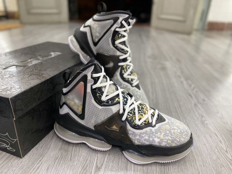 Giày bóng rổ chính hãng Nike LeBron 19