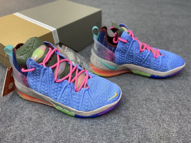 Giày bóng rổ chính hãng Nike LeBron 18