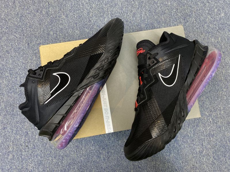 Giày bóng rổ chính hãng Nike LeBron 18