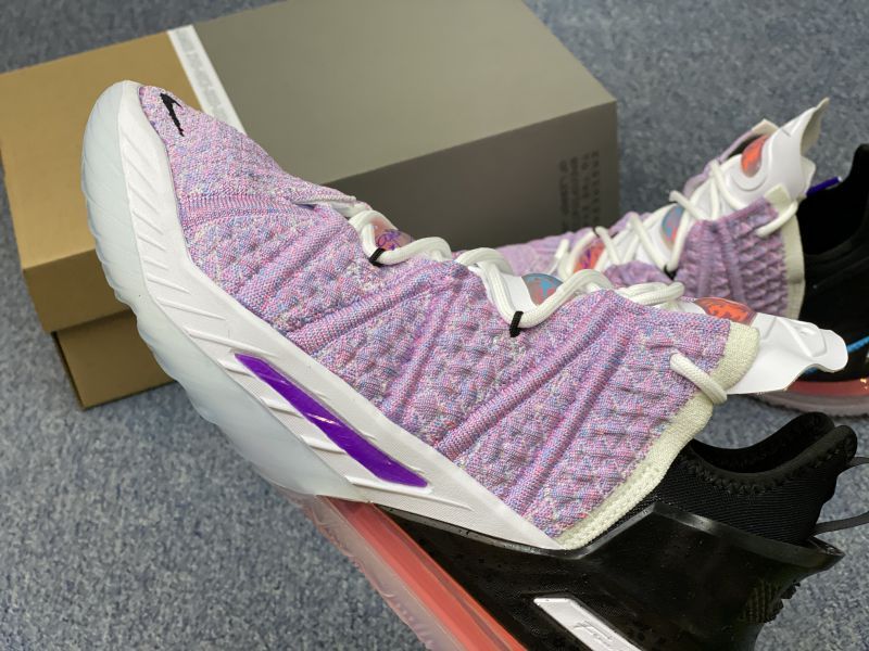 Giày bóng rổ chính hãng Nike LeBron 18