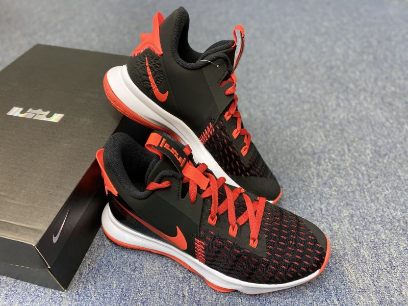 Giày bóng rổ chính hãng Nike LeBron Witness 5