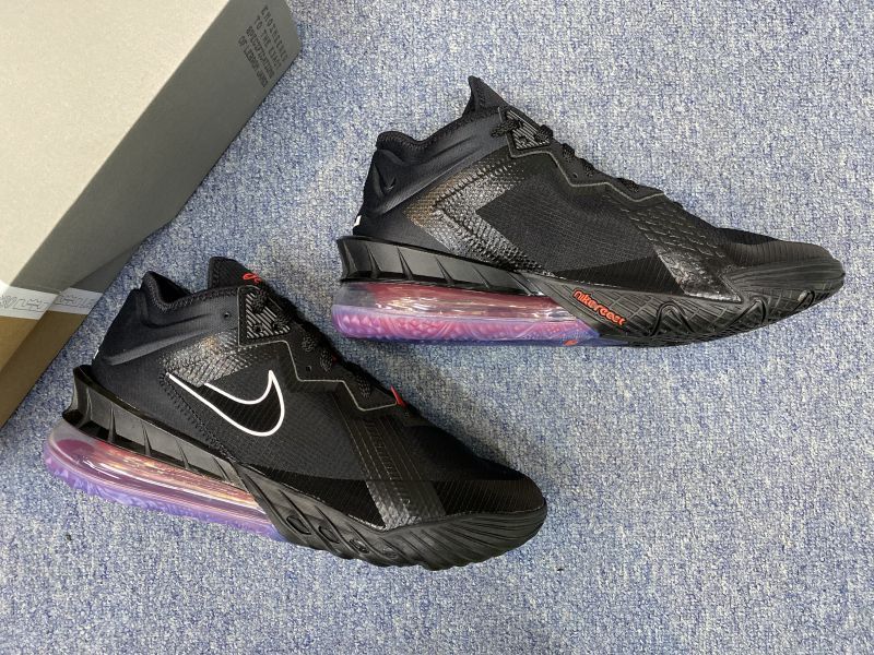 Giày bóng rổ chính hãng Nike LeBron 18