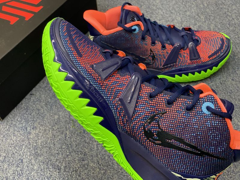 Giày bóng rổ chính hãng Nike Kyrie 7