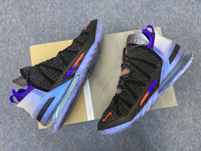 Giày bóng rổ chính hãng Nike LeBron 18