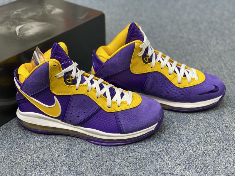 Giày bóng rổ chính hãng Nike Lebron 8